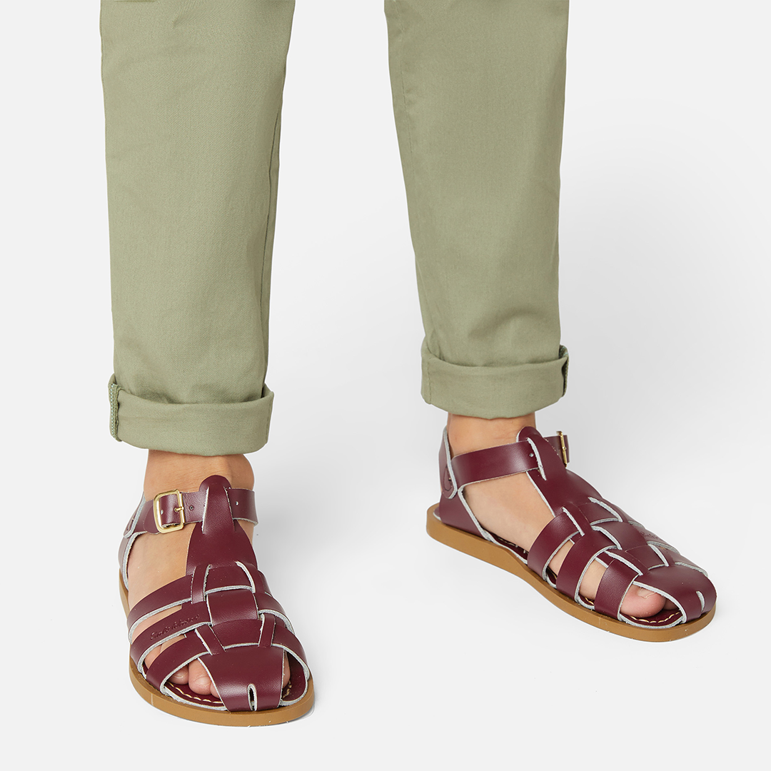 Mens saltwater sandals on sale