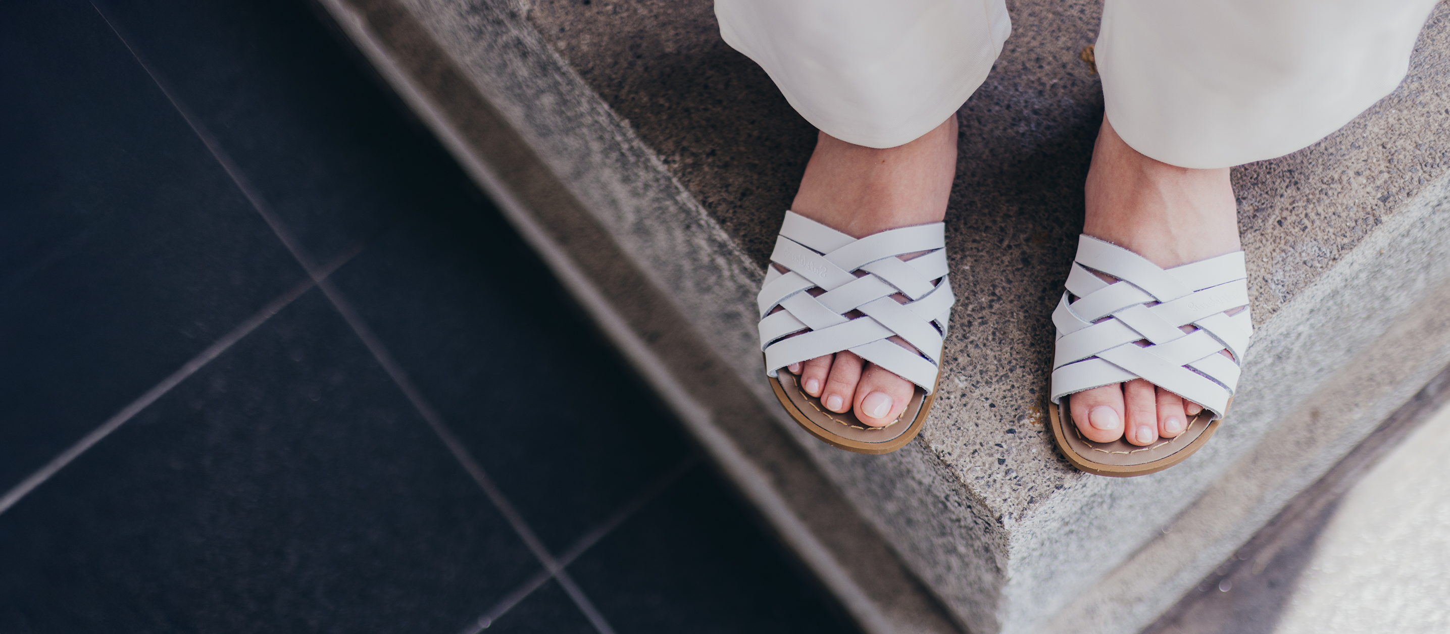 Saltwater sandals online sales